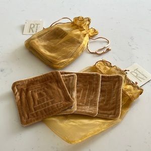 💐Velvety coasters with storage bag